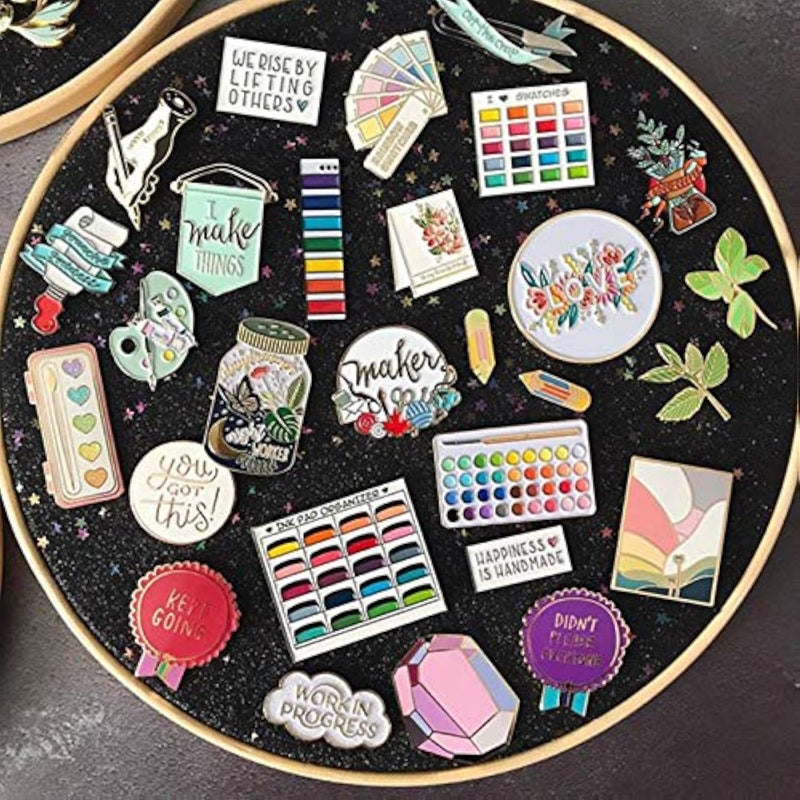 Winmany Wall Hanging Brooch Jewelry Storage Display Stand Enamel Pin Display Holder Earrings Necklace Glitter Pin Display Board with stars, Pin Collection Display, Canvas/leather Embroidery Hoop (Black) - Image 1